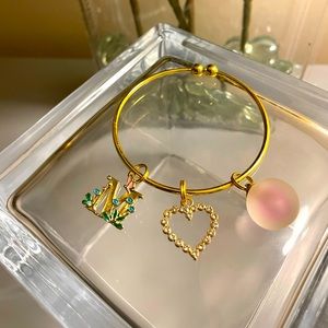 CMJ INITIAL BANGLE HANDMADE NWT